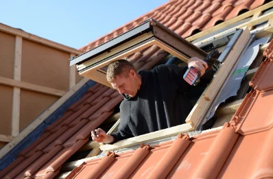 Pose de fenêtres de toit Velux à Borville